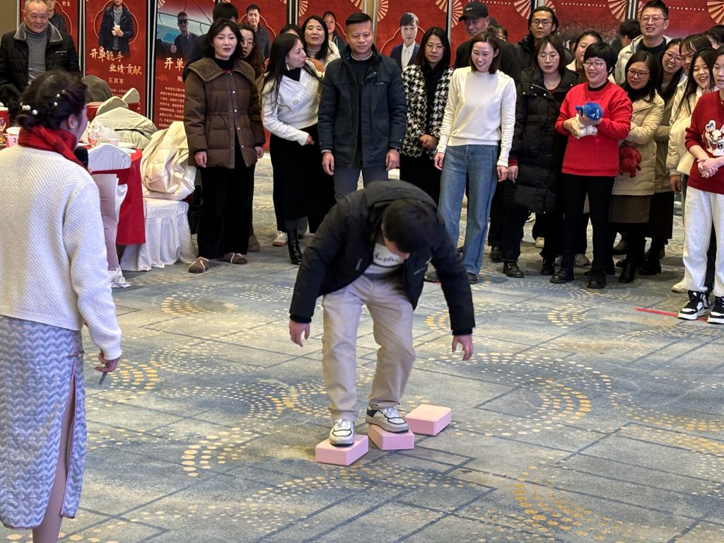 龙腾虎蹴，行稳致远！三赢人力2024年新春年会顺利举办！