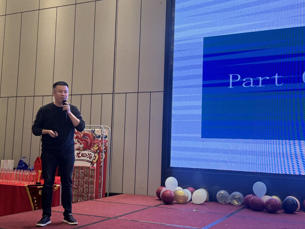 龙腾虎蹴，行稳致远！三赢人力2024年新春年会顺利举办！