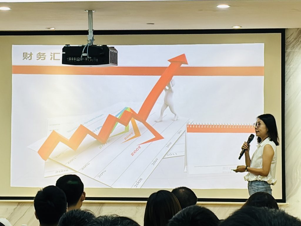热爱一夏，“乒”出精彩—2024 年三赢人力第二季度会议及团建活动！