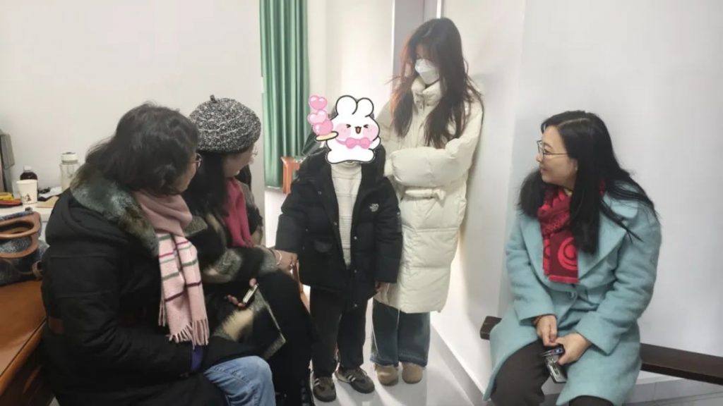 汇聚，温暖同行 —— 我司荣获“爱心企业”称号，董事长王莉女士点亮“爱心妈妈”之光