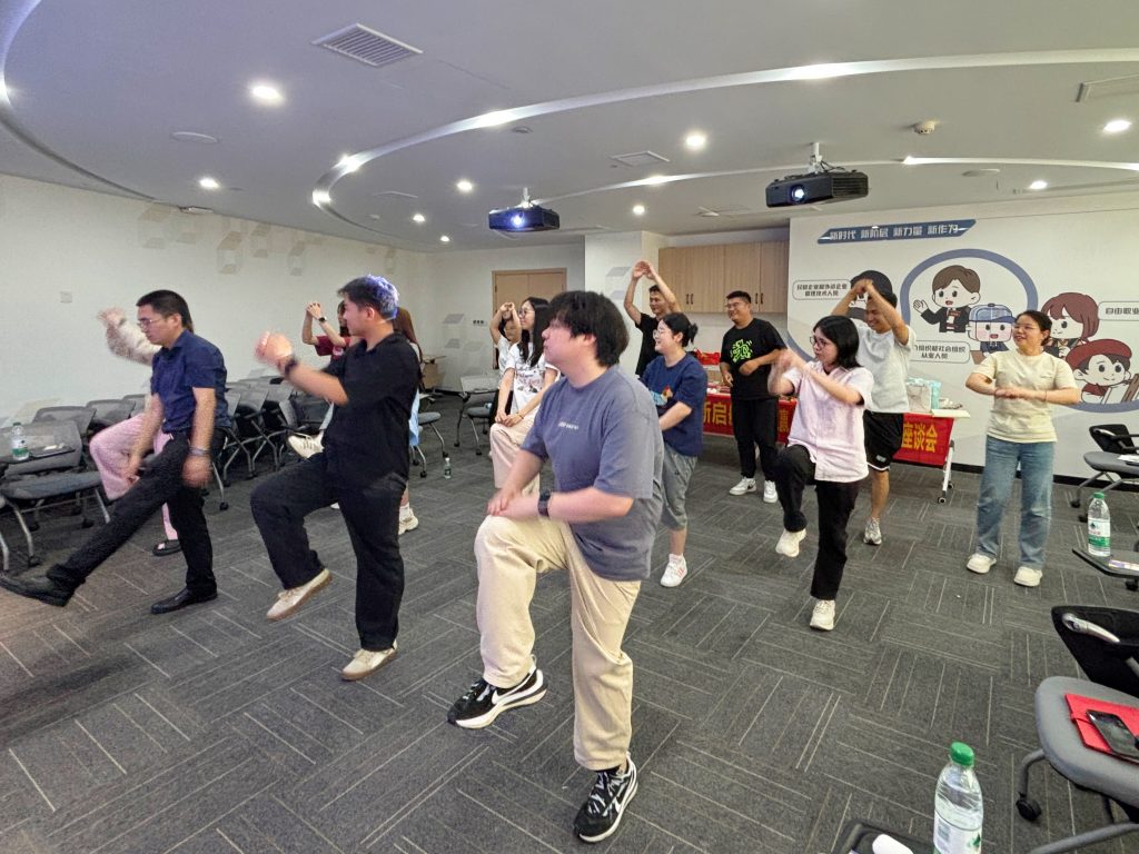 心守护·新启航 —— 三赢人才集团2025年新员工座谈会